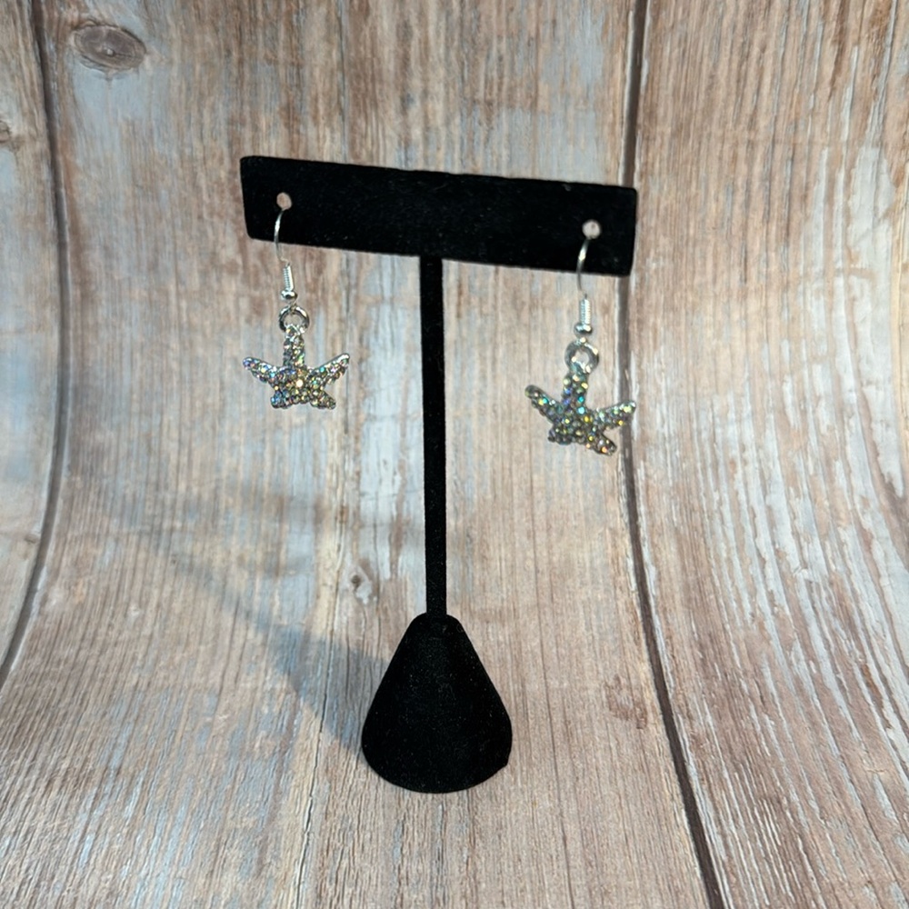 NEW Handmade Silver and Rhinestone Starfish 1 1/2” Earrings Item #PHK102